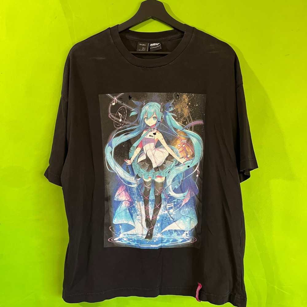 Bershka Hatsune Miku Graphic T-Shirt Mens‎ Large Black Anime Vocaloid Kirabagani